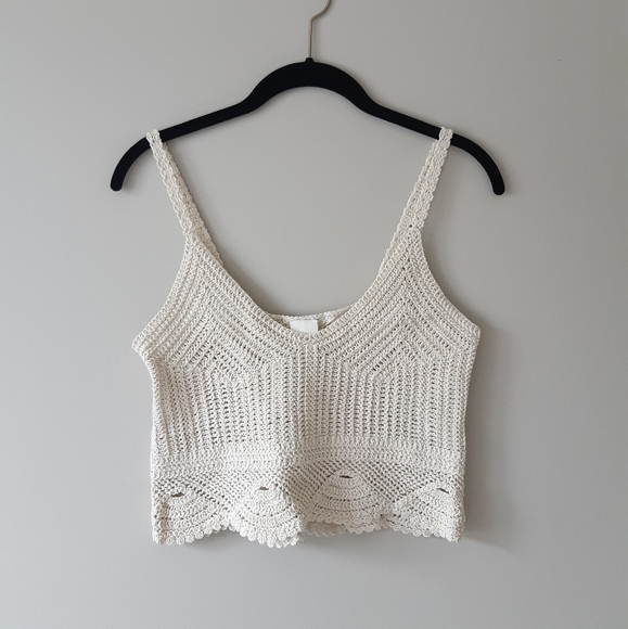 H&M Tops - Boho Crochet Crop Tank